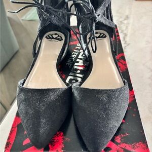 Fergalicious Black Women's Flats 7.5